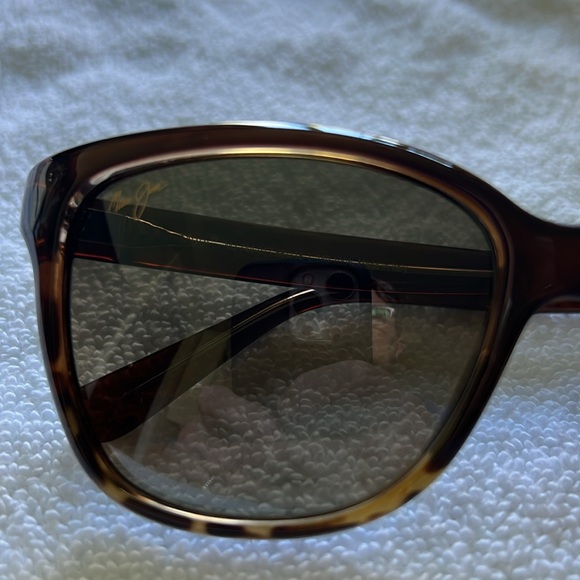 Maui Jim Starfish sunglasses in great used condition - Picture 4 of 8